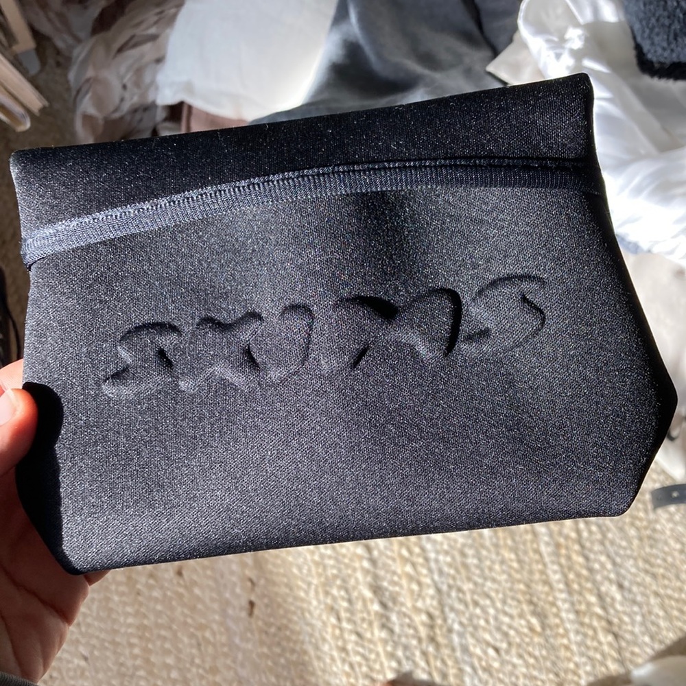 Skims neoprene small bag